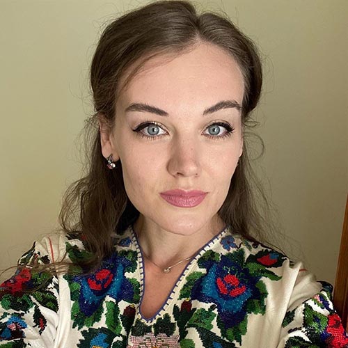 Леся Воронюк